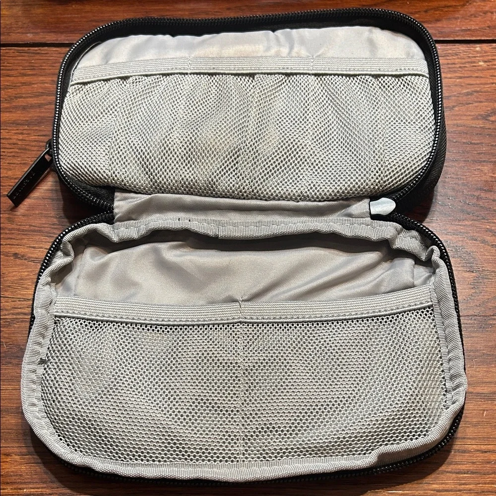 BAGSMART Tech Accessory Travel Organizer Bag
